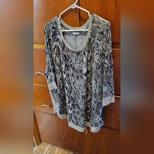 Maurices half sleeve